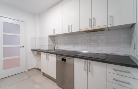 Tetuan  – C. Reina Mercedes