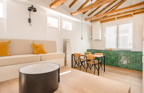 Ático en venta en calle de San Bernardo – Malasaña-Universidad